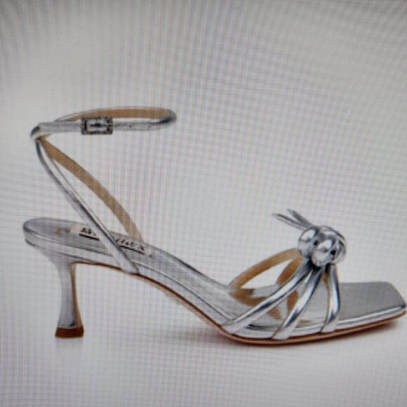 Badgley Mischka Silver Leather " Loyalty Knot" Sandals. NIB. Size Various - Picture 13 of 15
